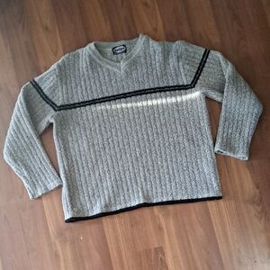 ODDY Light Gray Crewneck Sweater with Black Contrast Trim